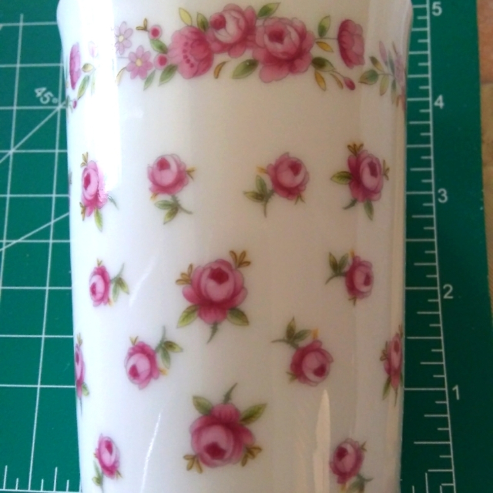 Lefton china 2760 Hand Painted small toothpick holder
